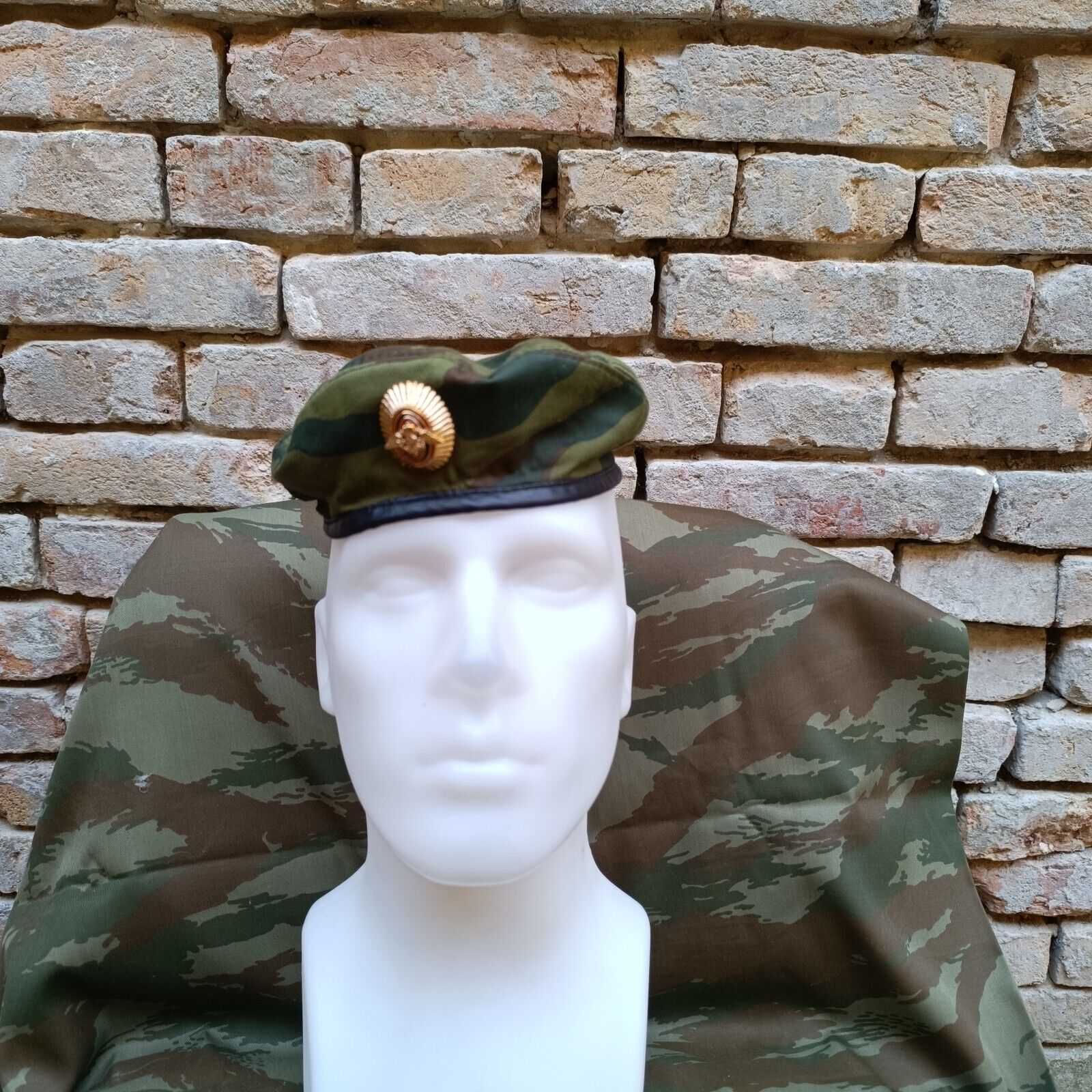 Russian army Bhutan camouflage beret with insignia