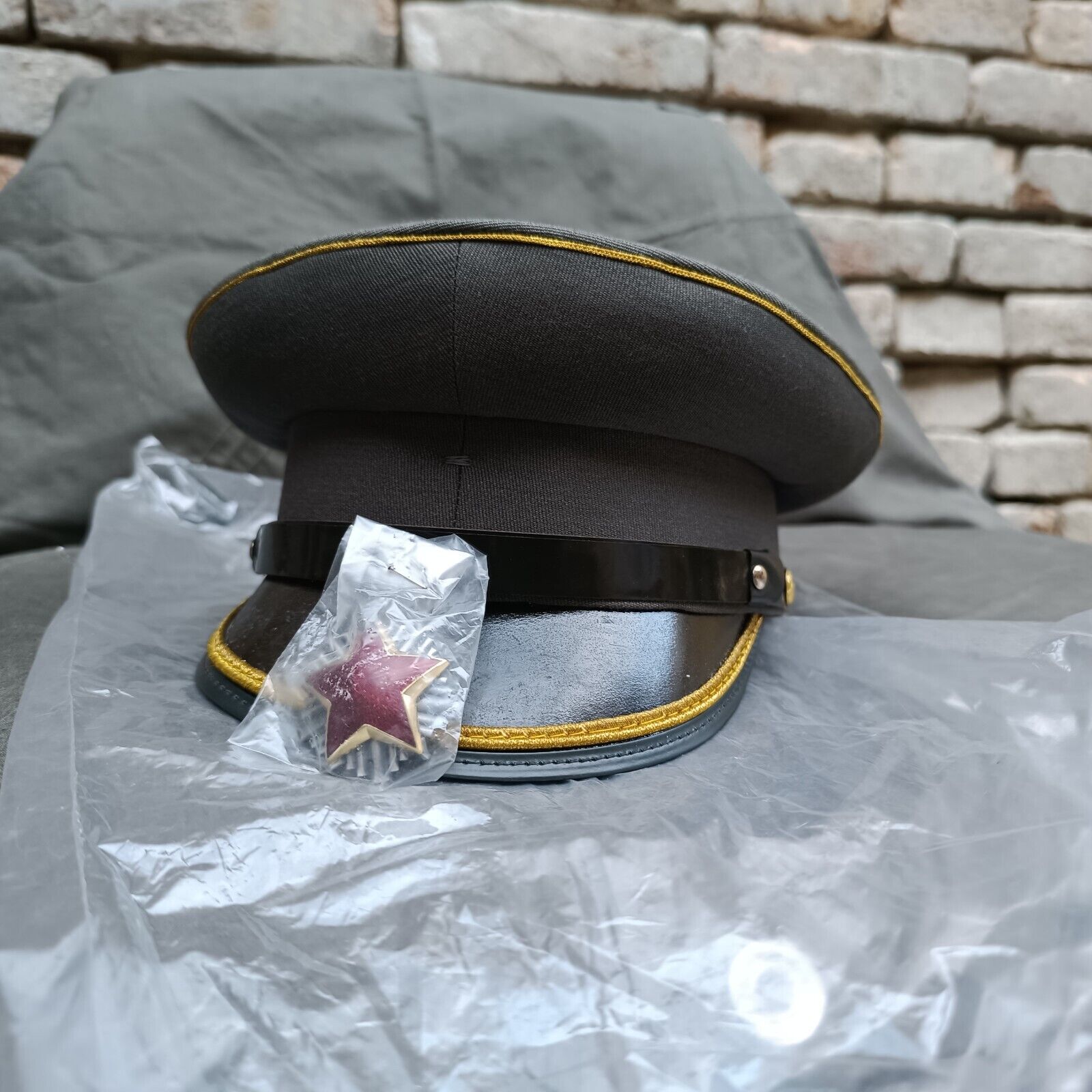 NOS! JNA Yugoslav army hat -officer peaked cap - with SFRJ red star NEW!