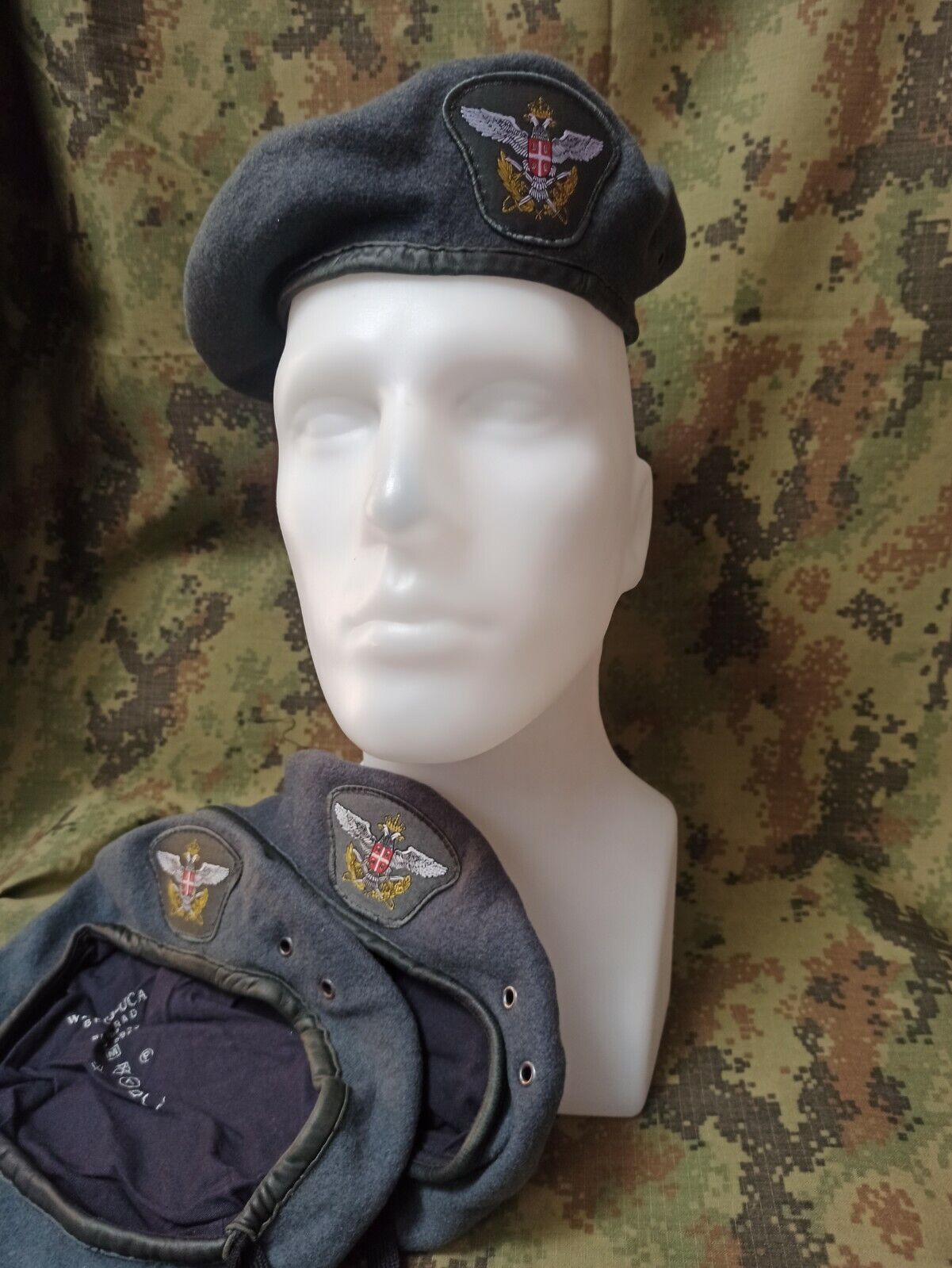 SERBIAN AIR FORCE  - soldier beret with insignia